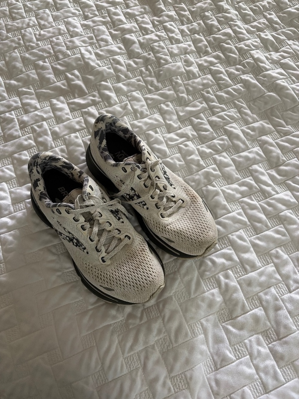 Brooks ghost